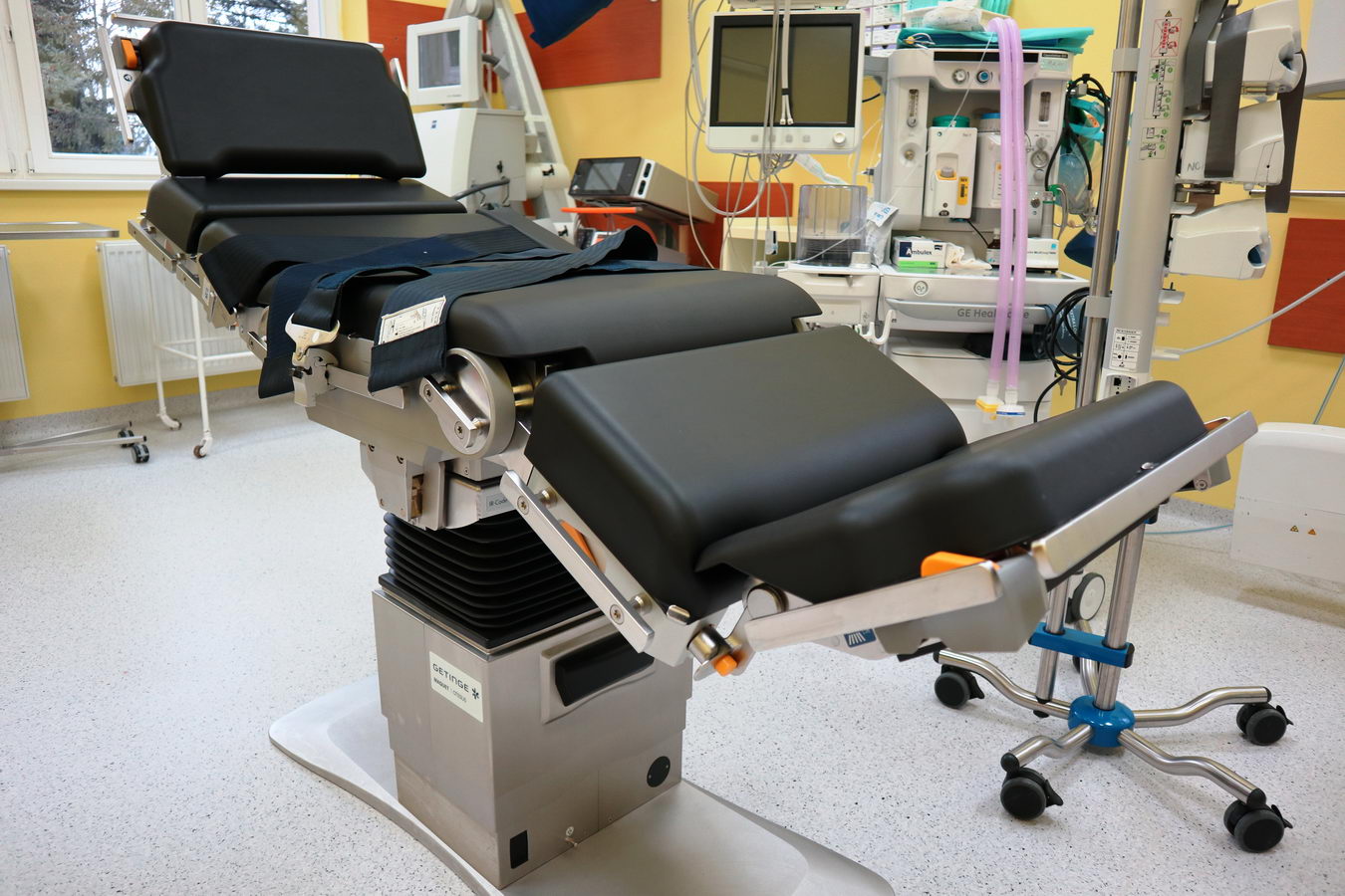 V nemocnici pribudne šesť nových moderných operačných stolov V nemocnici pribudne šesť nových moderných operačných stolov